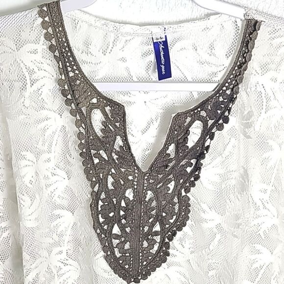Authentic Gear White Lace Cover-up with Brown Embroidered Trim, Size S/M - Picture 2 of 7